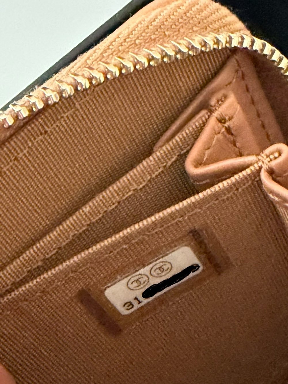Chanel O-Coin Purse 21K Brown - Picture 5 of 13